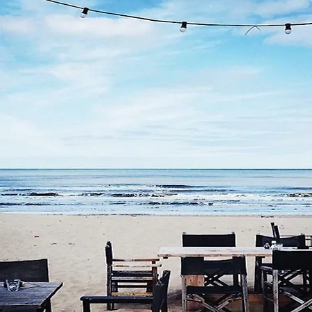 Salt Life Beachhouse-3